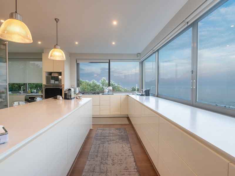 Italian-Inspired Contemporary Masterpiece with Unrivalled Ocean Views over Wilderness - Photo 8