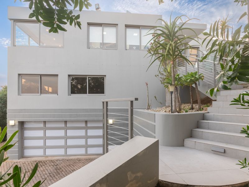 Italian-Inspired Contemporary Masterpiece with Unrivalled Ocean Views over Wilderness - Photo 6
