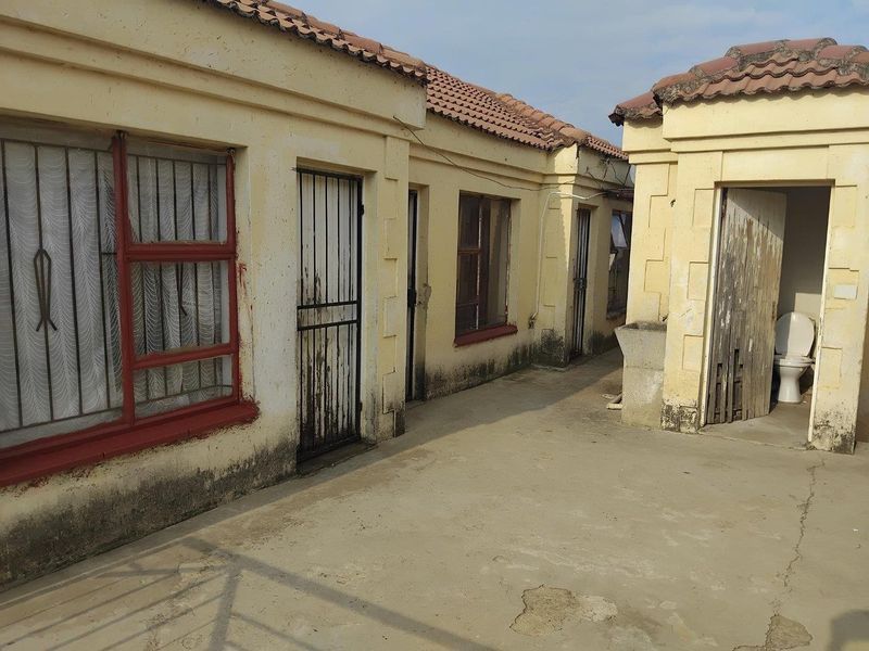 Apartment For Sale in Ehlanzeni, Tembisa - Photo 7