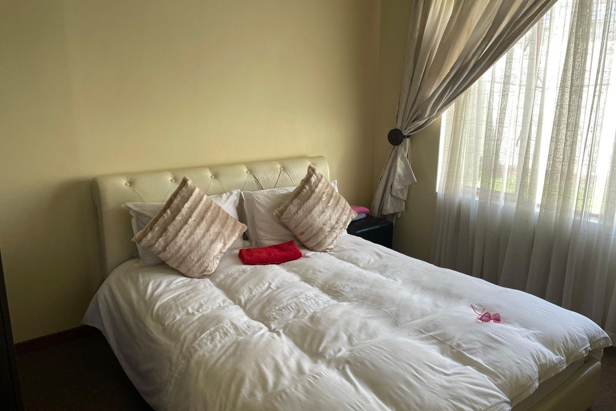 House For Sale in Noordwyk, Midrand - Photo 4