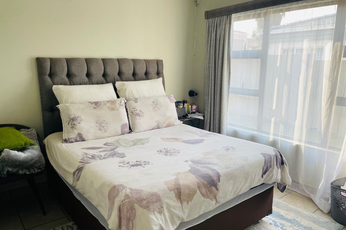 House For Sale in Noordwyk, Midrand - Photo 5