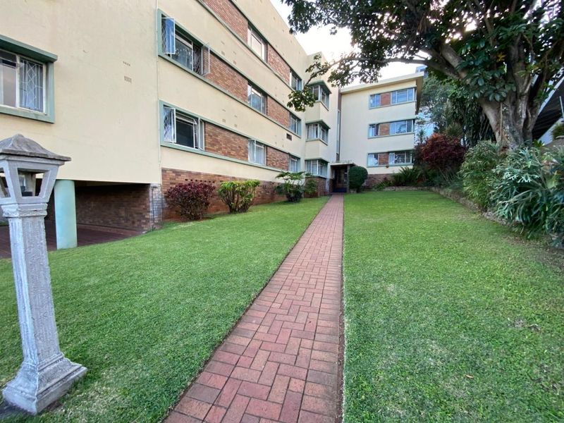 Apartment To Rent in Musgrave, Currie Road, Durban - Photo 2