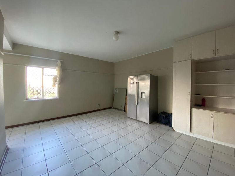 Apartment To Rent in Musgrave, Currie Road, Durban - Photo 6