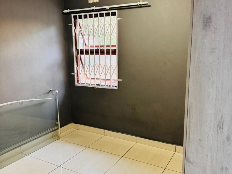 House To Rent in Amanzimtoti, KwaZulu Natal - Photo 8