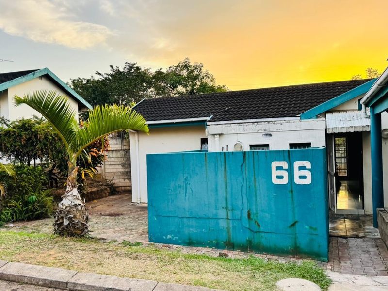 House To Rent in Amanzimtoti, KwaZulu Natal - Photo 2