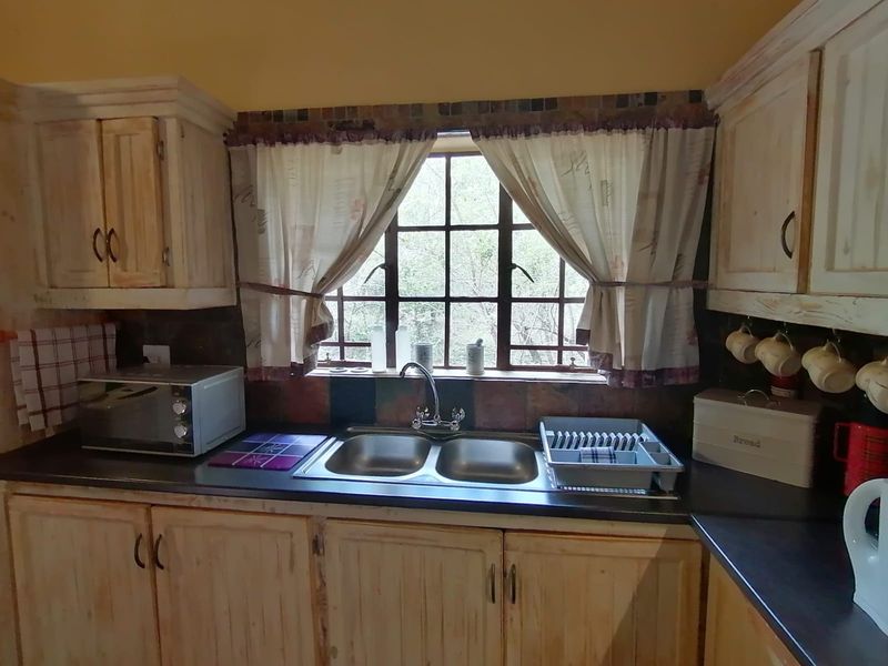 Dual-Living Opportunity Next to Lionspruit! - Photo 10