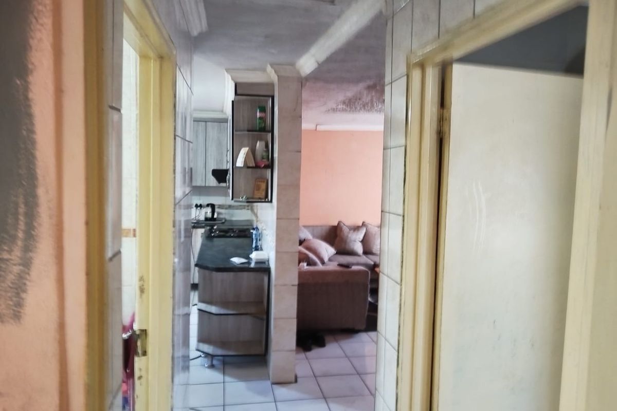 House For Sale in Theresapark, Akasia - Photo 5