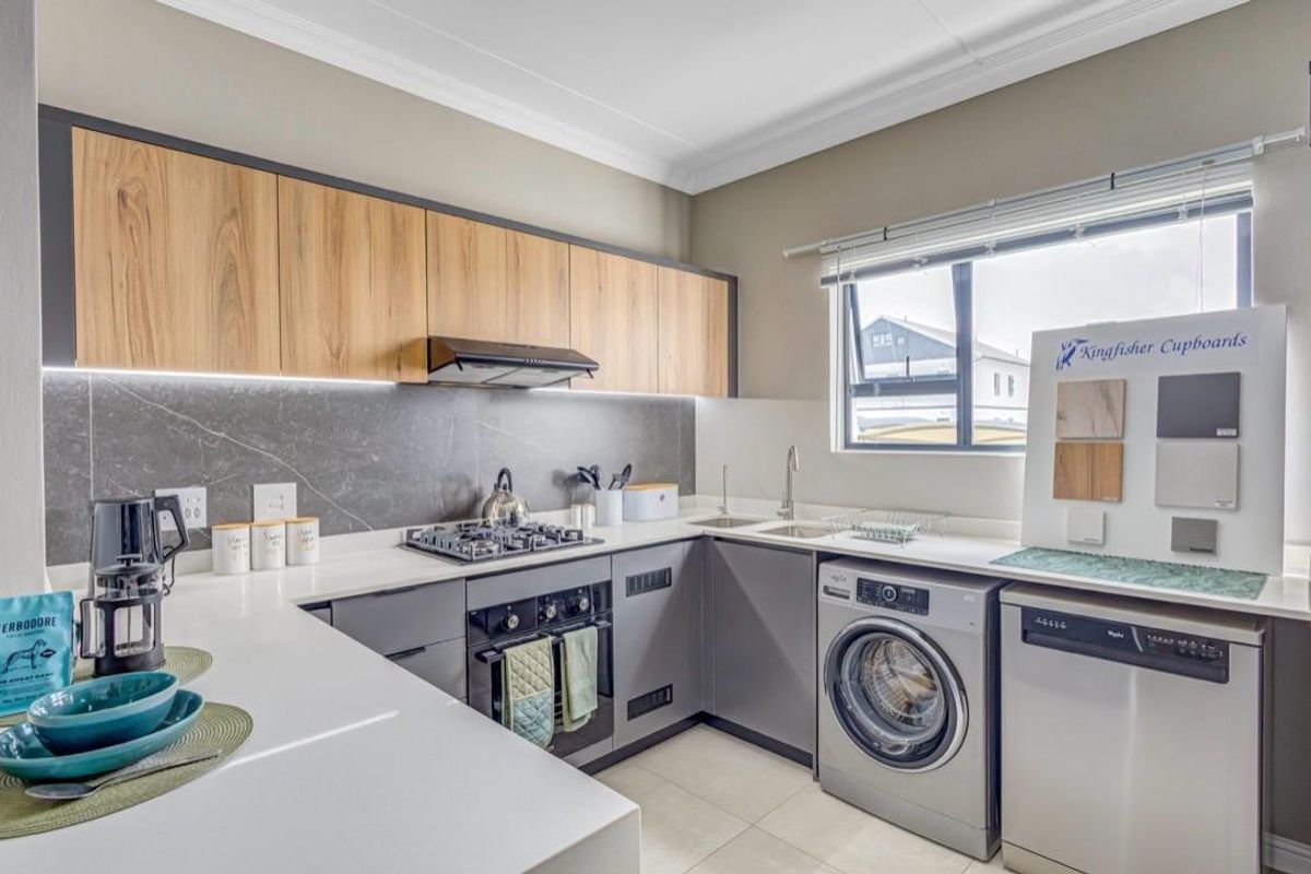 Apartment To Rent in Glen Austin AH, Midrand - Photo 2
