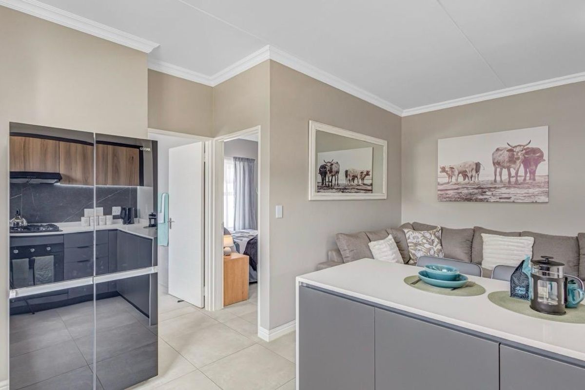 Apartment To Rent in Glen Austin AH, Midrand - Photo 4