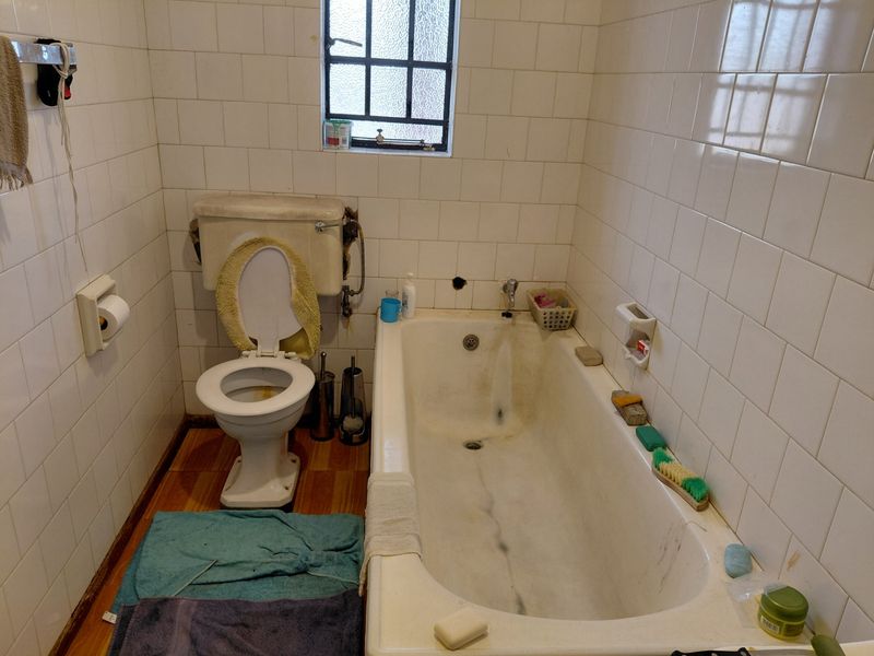 House For Sale in Dube, Soweto - Photo 9