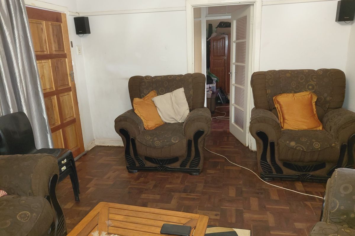 House For Sale in Dube, Soweto - Photo 3