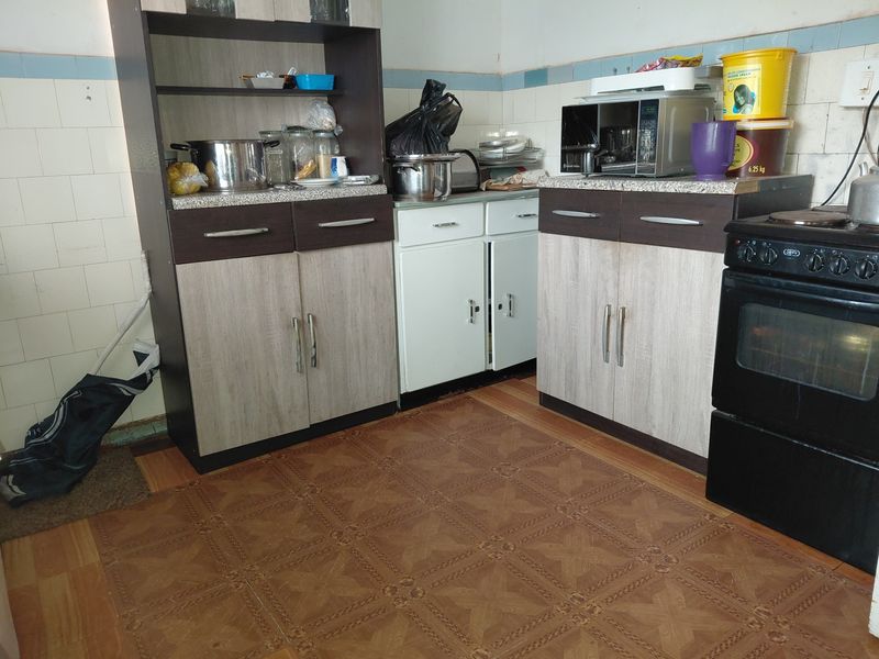 House For Sale in Dube, Soweto - Photo 5