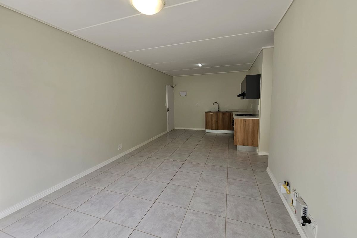 Premium Executive Apartment For Sale in Witfield, Boksburg - Taking Offers. - Photo 4
