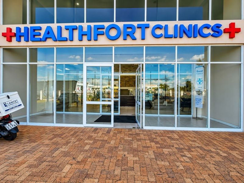 Grounf floor Commercial Property To Rent in Milnerton - Photo 5