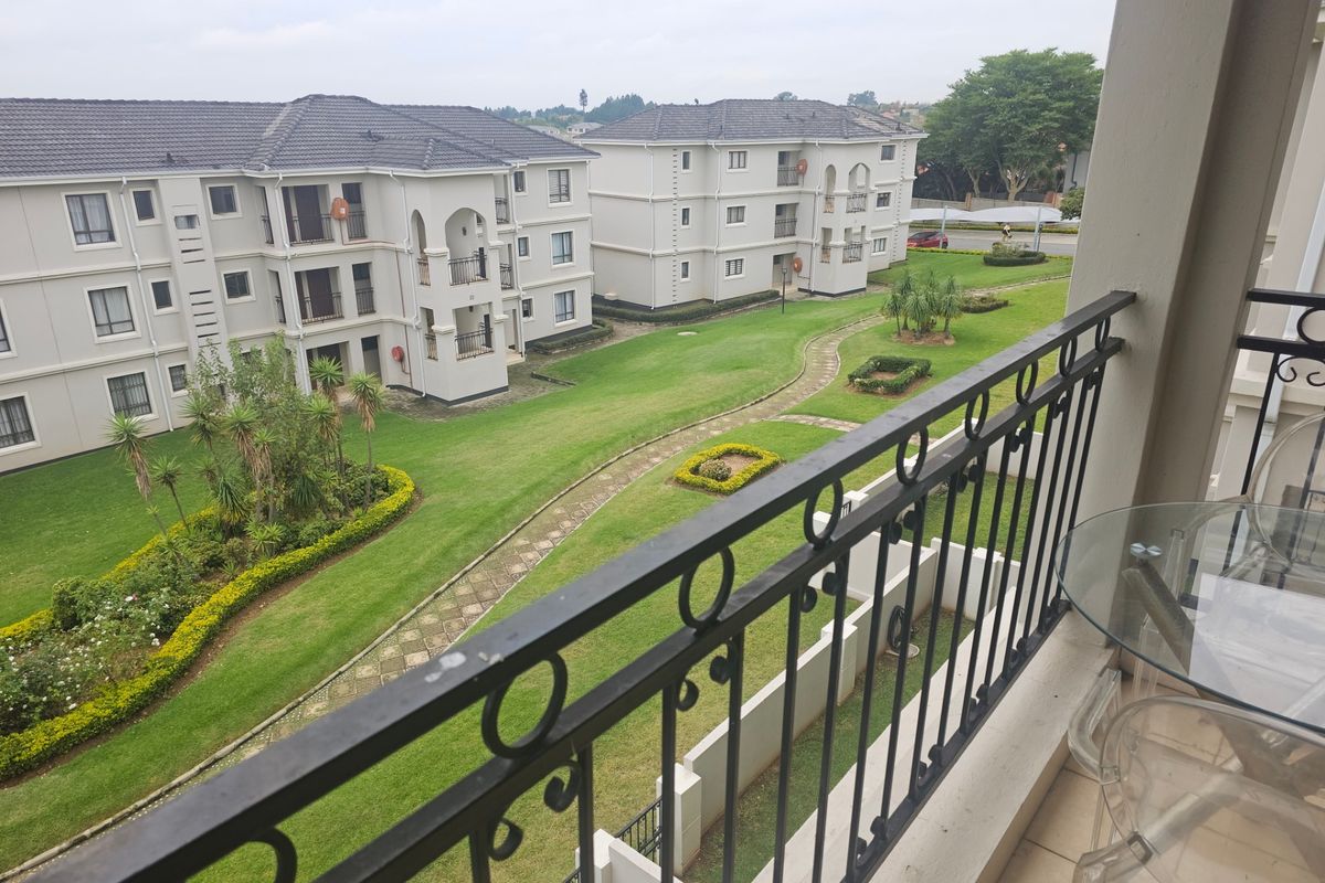 Modern and beautifully appointed upstairs 2 Bedroom 1 Bath Apartment For Sale in Summerset, Midrand - Photo 3