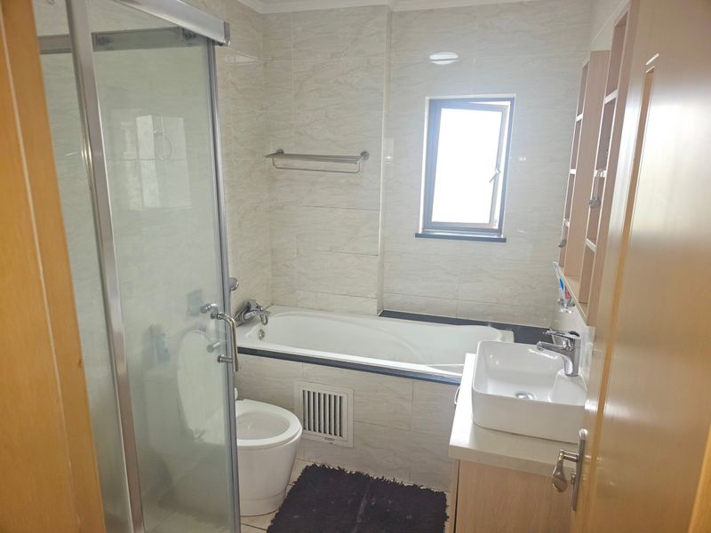 Modern and beautifully appointed upstairs 2 Bedroom 1 Bath Apartment For Sale in Summerset, Midrand - Photo 7
