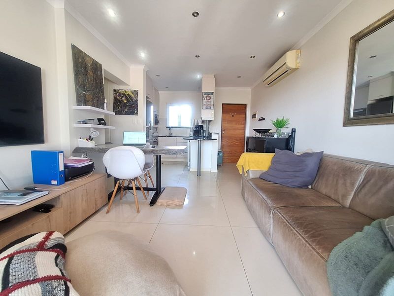Ground Floor 2 Bed 2 Bath with Dam Views in Sheffield Manor Estate - Photo 5