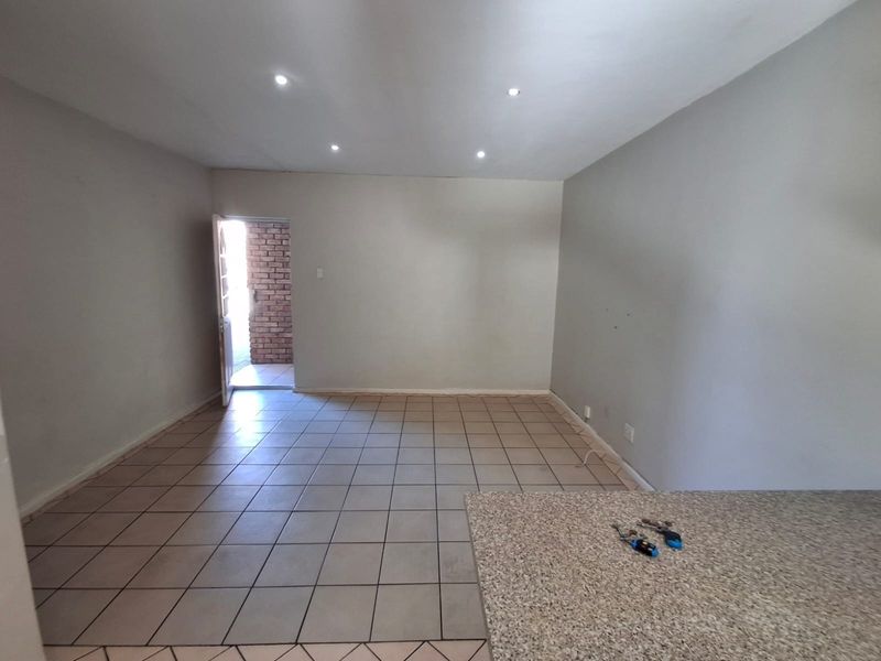 2 Bed Apartment to Rent in Bluewater Bay - Photo 3