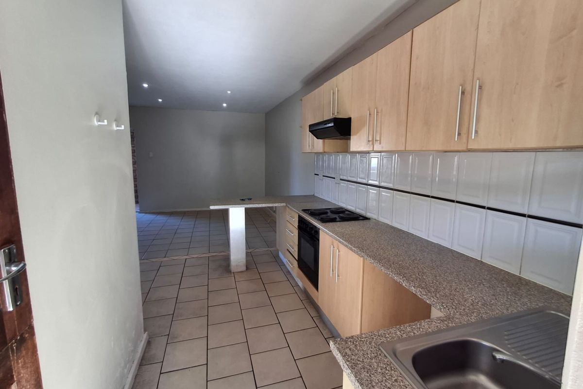 2 Bed Apartment to Rent in Bluewater Bay - Photo 2