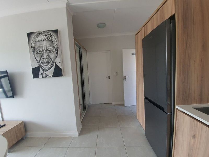 Modern 1 Bedroom Apartment with Balcony and Built-in Braai in Lifestyle Estate - Photo 7