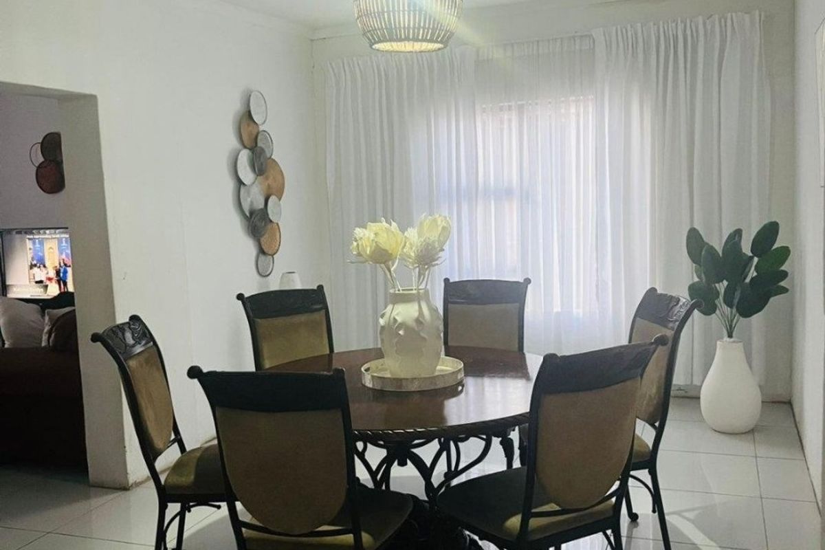 3 Bedroom House For Sale in Sebokeng Zone 10, Sebokeng - Photo 4