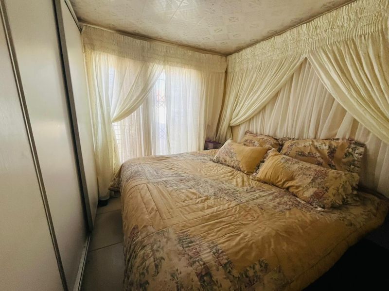 2-Bedroom House Available To Rent in Zamdela, Sasolburg - Photo 10