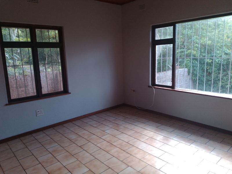 Newly Renovated 2 Bedroom, 2 Bathroom Apartment To Rent! - Photo 8