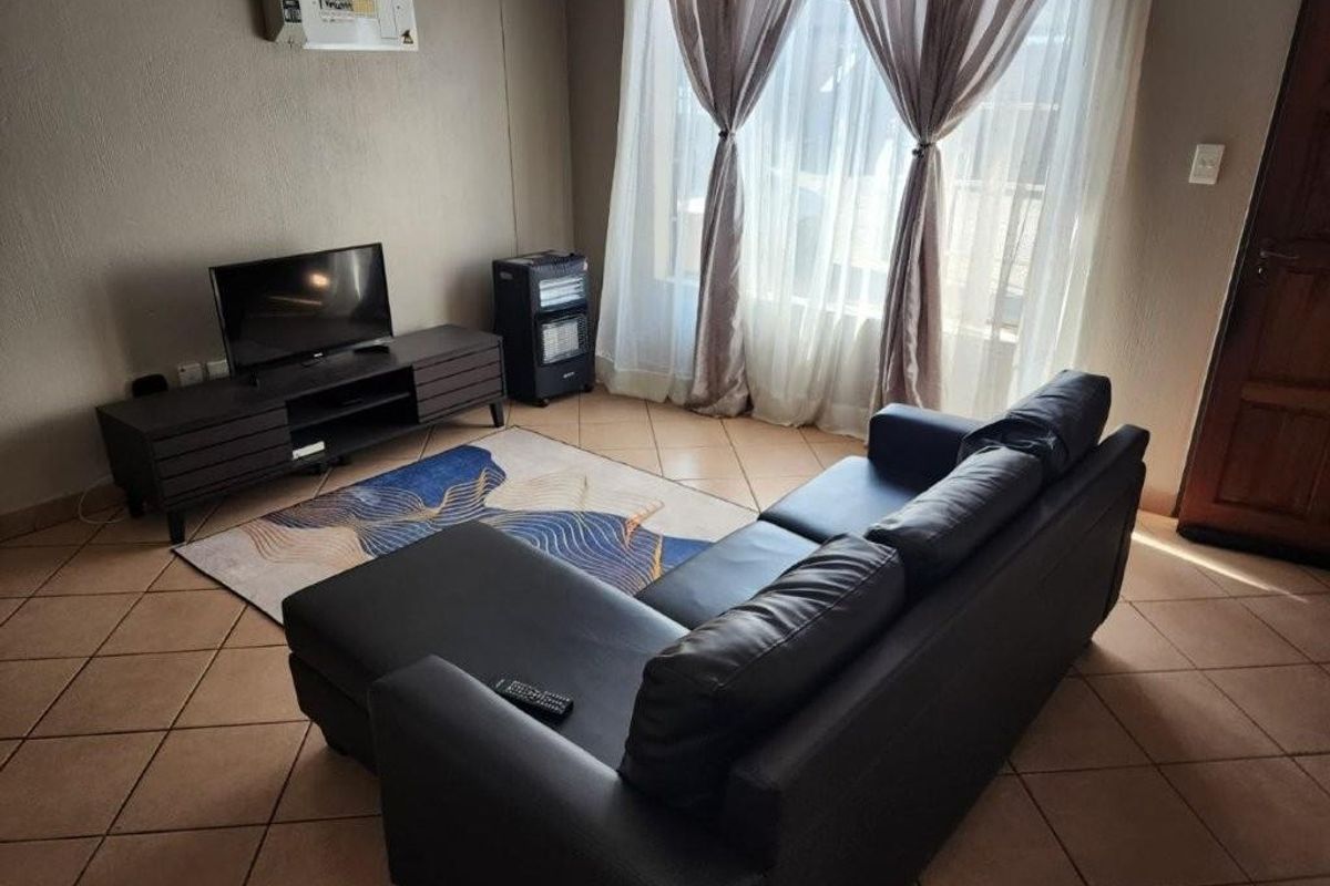 Townhouse For Sale in Elspark, Germiston - Photo 5