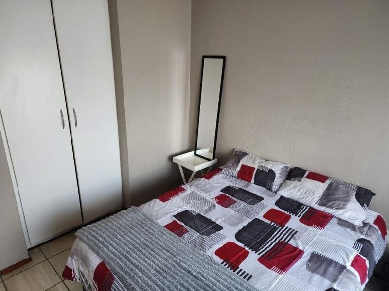 Townhouse For Sale in Elspark, Germiston - Photo 10