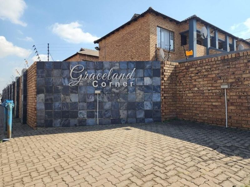 Apartment For Sale in Elspark, Germiston - Photo 1