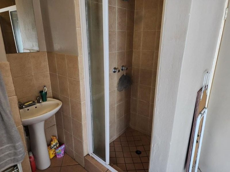 Apartment For Sale in Elspark, Germiston - Photo 10