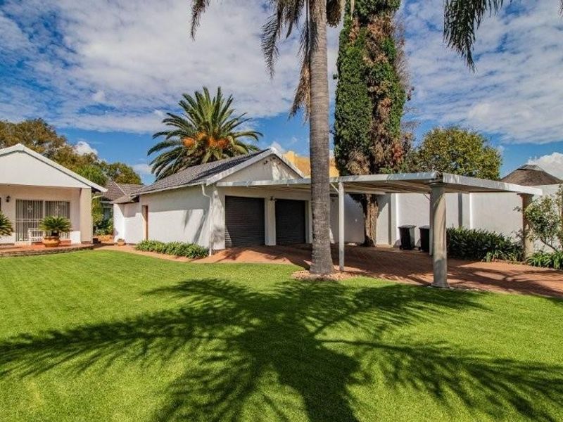 House For Sale in Bonaero Park, Kempton Park - Photo 1