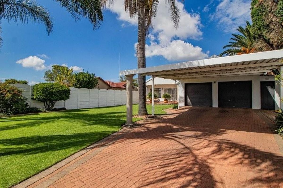 House For Sale in Bonaero Park, Kempton Park - Photo 4