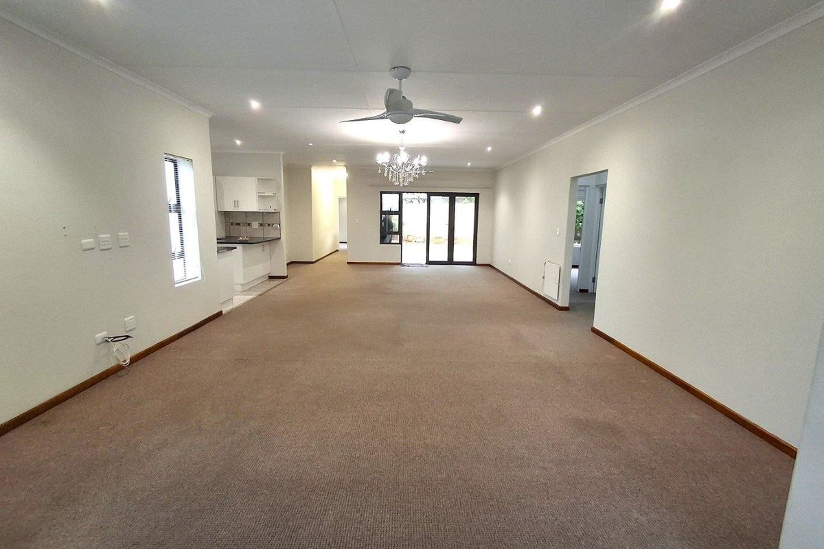 House For Sale in Stilbaai Wes, Stilbaai - Photo 3
