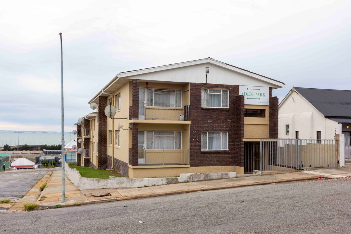 Apartment For Sale in North End, Port Elizabeth - Photo 2