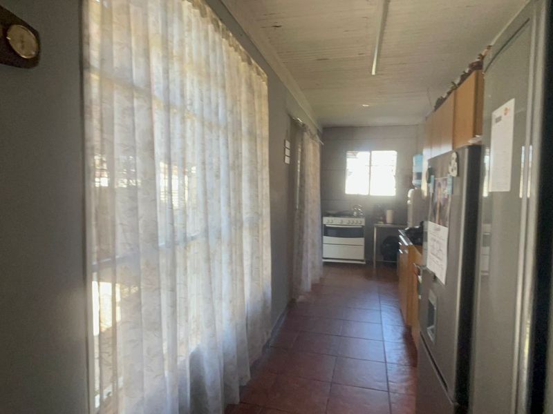 4-Bedroom House For Sale in Sasolburg Central, Sasolburg - Photo 5