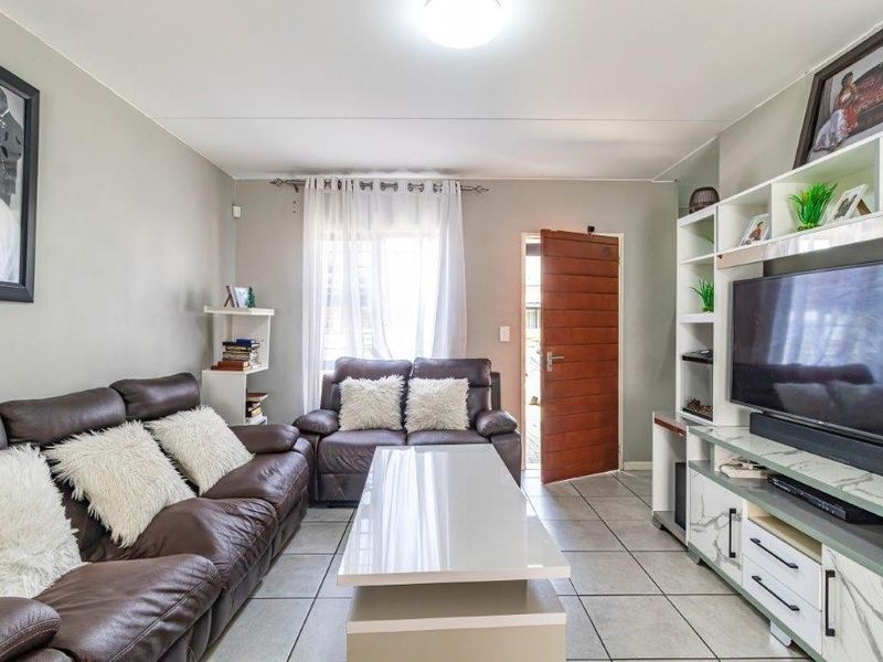 House For Sale in Terenure, Kempton Park - Photo 8