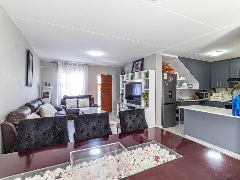 House For Sale in Terenure, Kempton Park - Photo 7