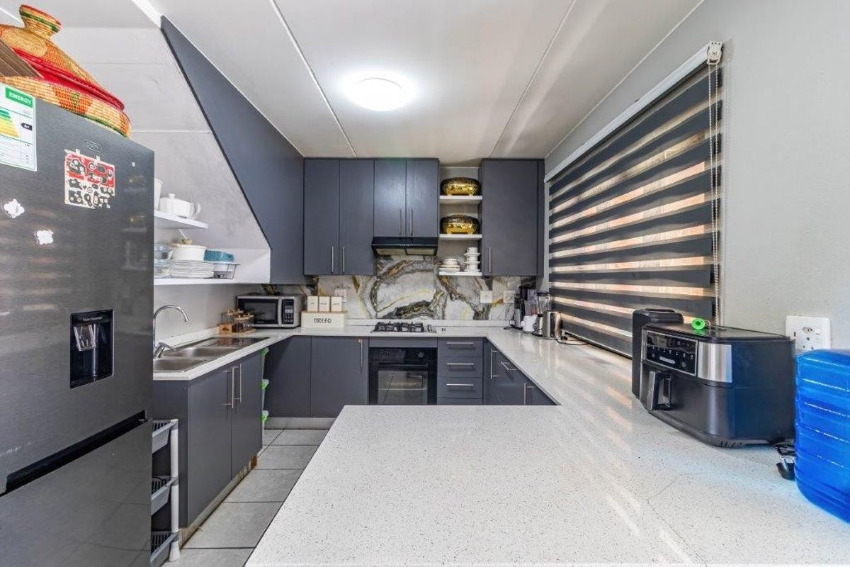 House For Sale in Terenure, Kempton Park - Photo 2