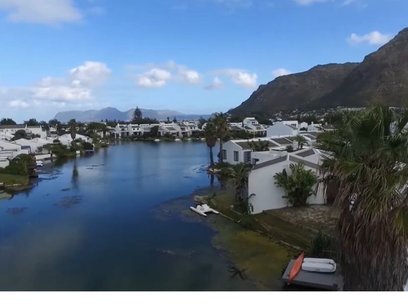Iconic Multi-Dwelling Waterfront Property in Marina Da Gama - Photo 3