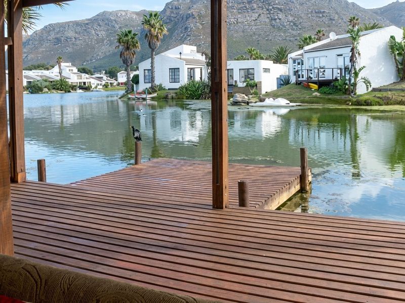 Iconic Multi-Dwelling Waterfront Property in Marina Da Gama - Photo 6