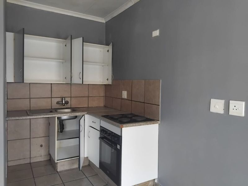 Apartment For Sale in Kempton Park Ext 1, Kempton Park - Photo 7