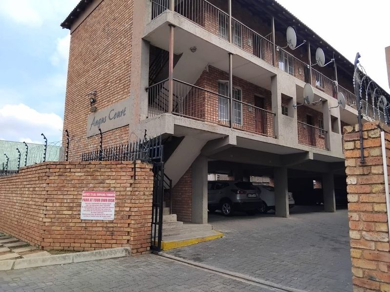 Apartment For Sale in Kempton Park Ext 1, Kempton Park - Photo 1