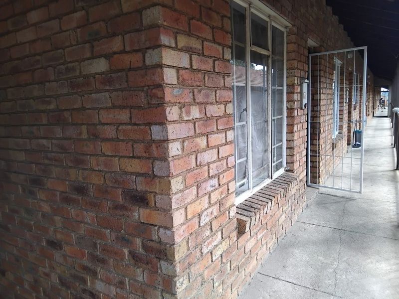 Apartment For Sale in Kempton Park Ext 1, Kempton Park - Photo 4