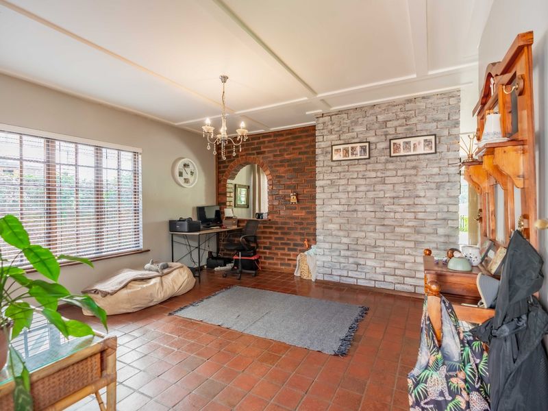 Frontline Golf Course Living in Sought-After Hathaway Village - Photo 8