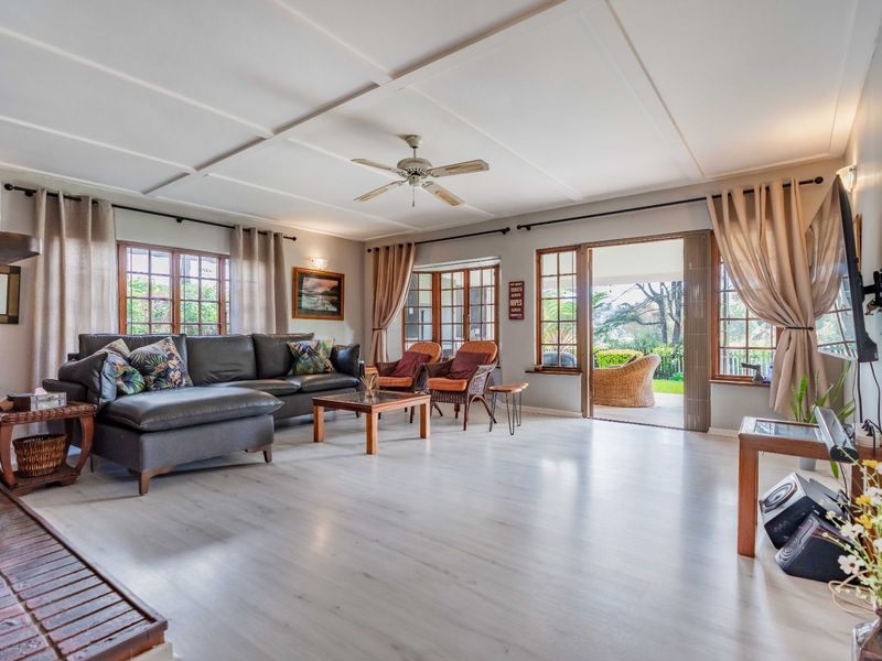 Frontline Golf Course Living in Sought-After Hathaway Village - Photo 4