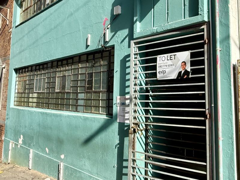 +- 80SQM ground floor Premises in Bo Kaap - Photo 1