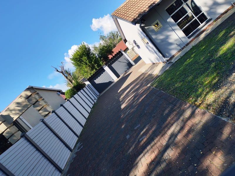 For Sale in Secunda - Photo 3