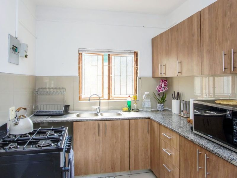 Two Bedroom Apartment For Rent in Glenashley, Durban North, KwaZulu Natal - Photo 10