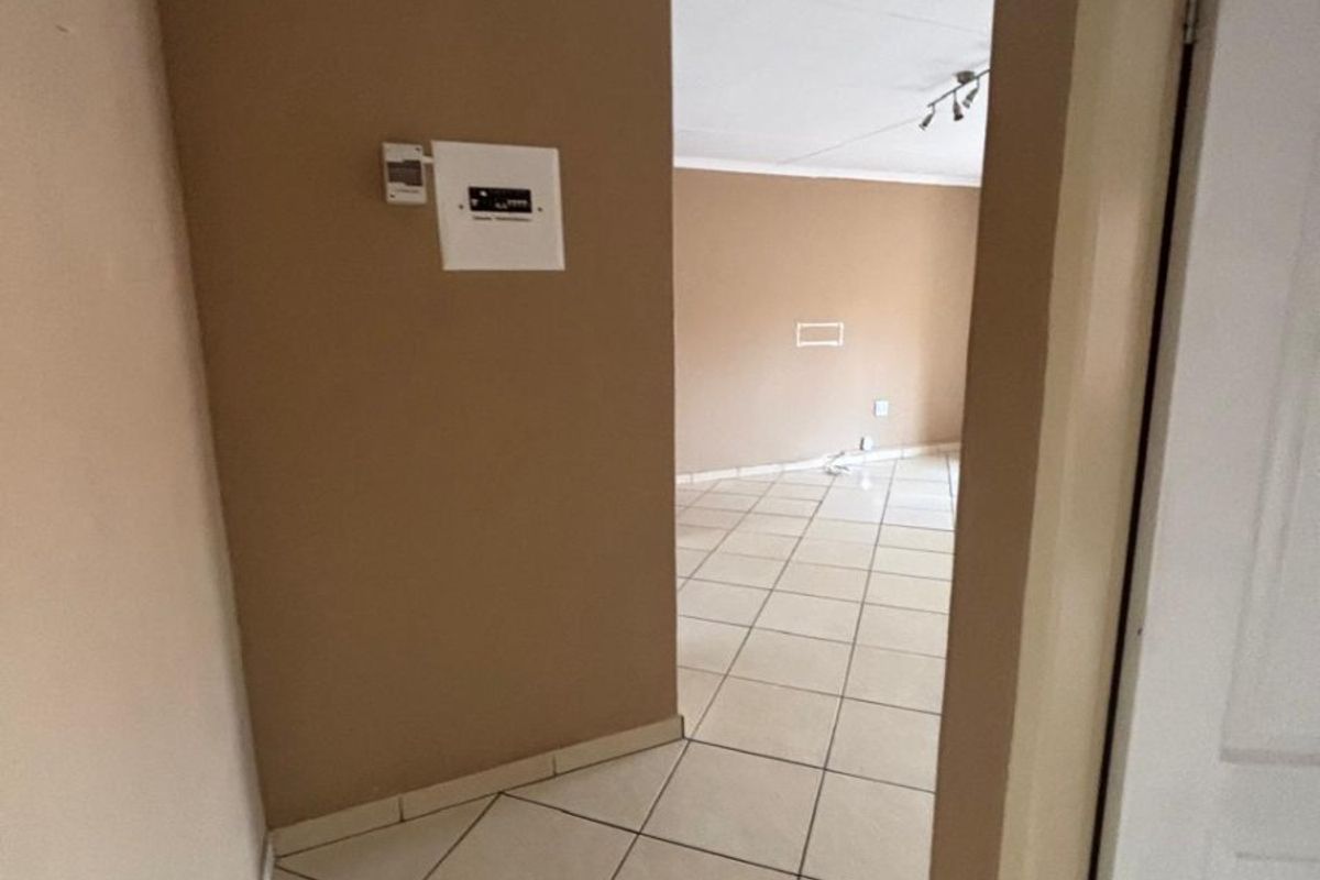 For Sale in Secunda - Photo 4